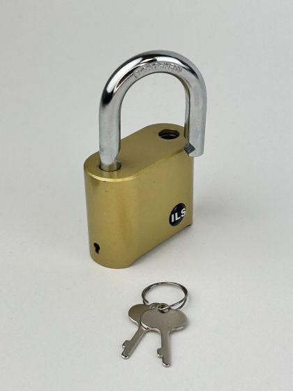 ILS 50mm 4 wheel combination padlock with a hardened steel shackle